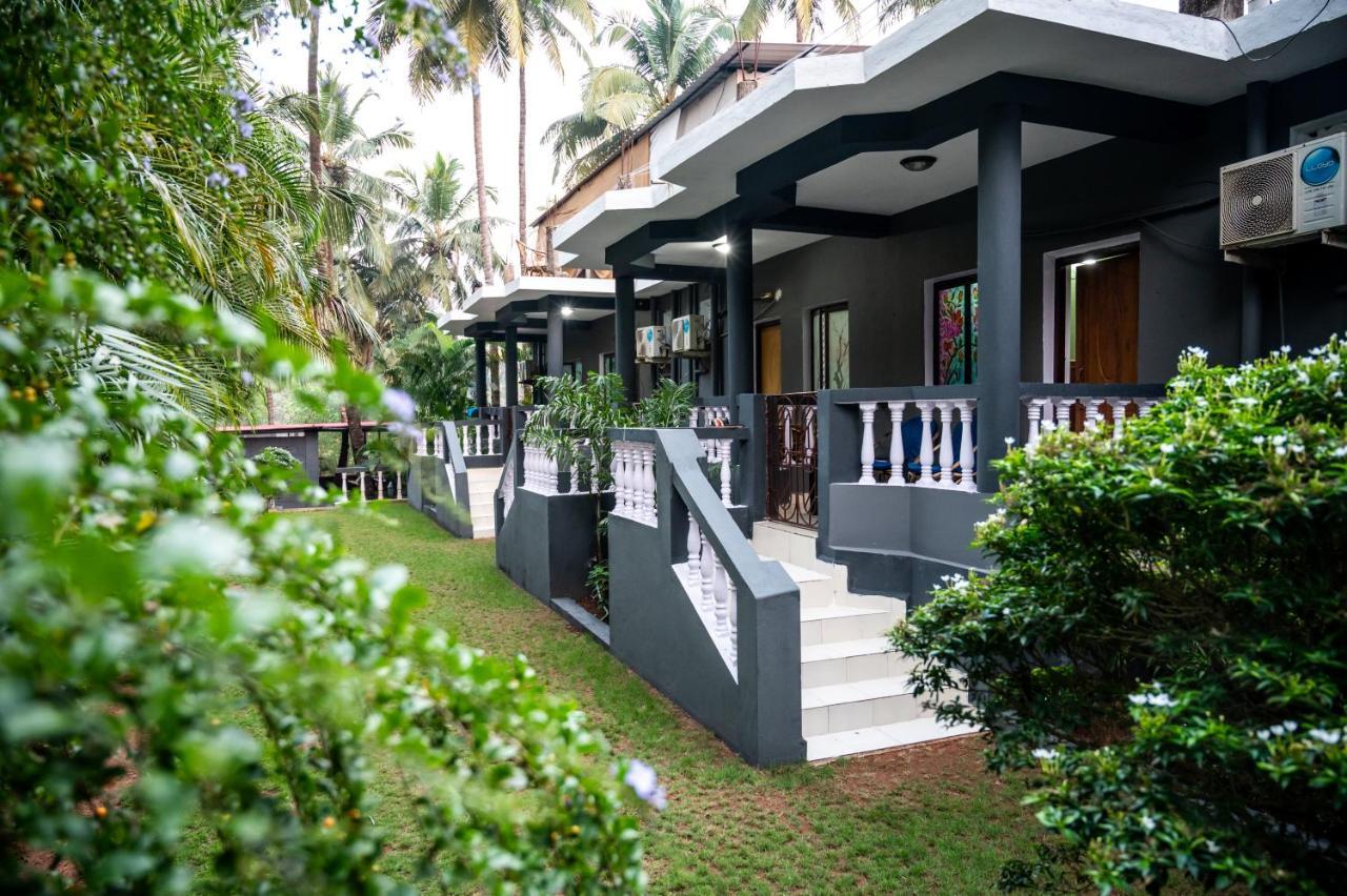 Royal Orbit Resort Agonda Exterior foto