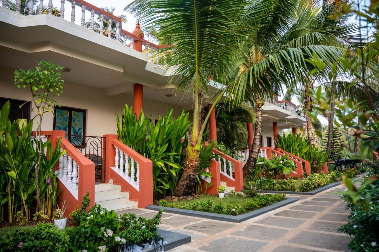 Royal Orbit Resort Agonda Exterior foto